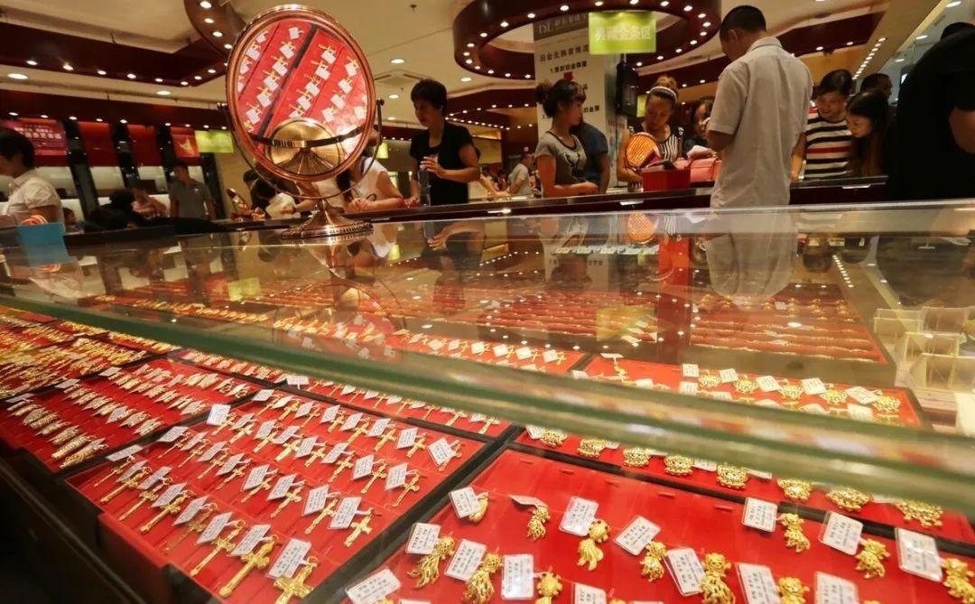 图片[9]-花100万买金条涨到180万，银行不愿收，金店只出90万，这是为何？-项目网